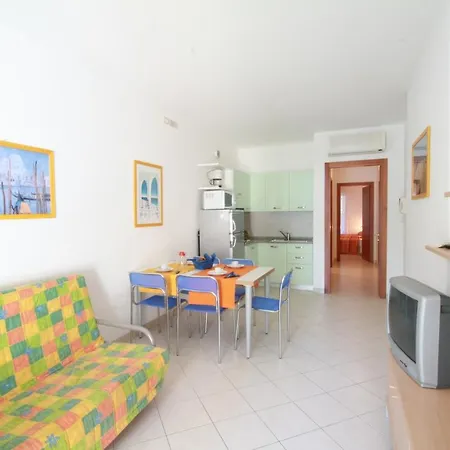 Residenza Le Acacie Apartment Bibione Exterior photo